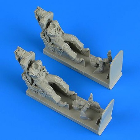 U.S. Navy  Pilot & Operator with ejection seats for McDonnell F-4B/N/F-4J/F-4S/F-4N Phantom II Figures