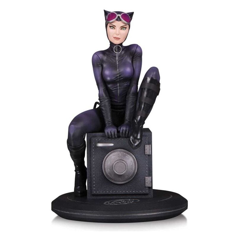 DC Artists Alley PVC Figure Catwoman by Joe Ledbetter 17 cm