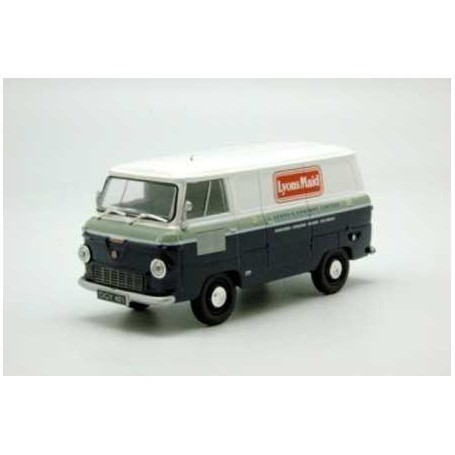 FORD 400E TRANSPORT LYONS MAID Die cast truck