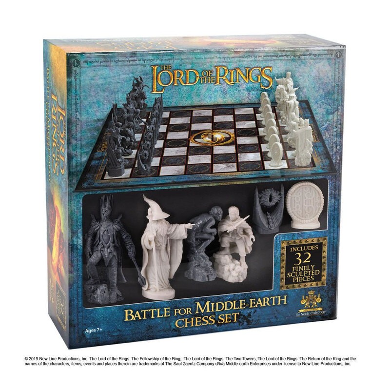 Lord of the Rings Chess game Battle for Middle Earth Chess game/Board game