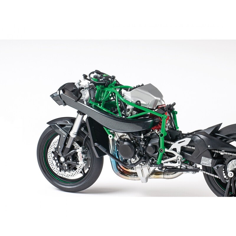 Kawasaki Ninja H2R A Real Show-StopperFrom a show-stopping debut at the INTERMOT show in Cologne in 2014 to later reports of a t
