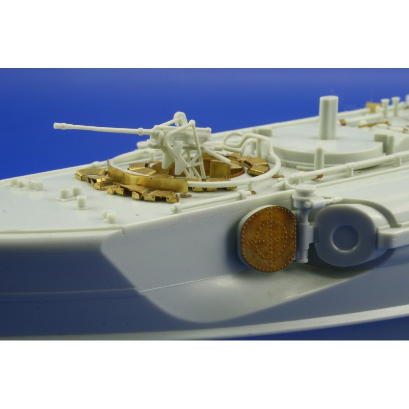 S-100 Schnellboot Flak 38mm (designed to be assembled with model kits from Revell)