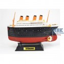 Titanic - Port Scene & Vehicle Ship model kit