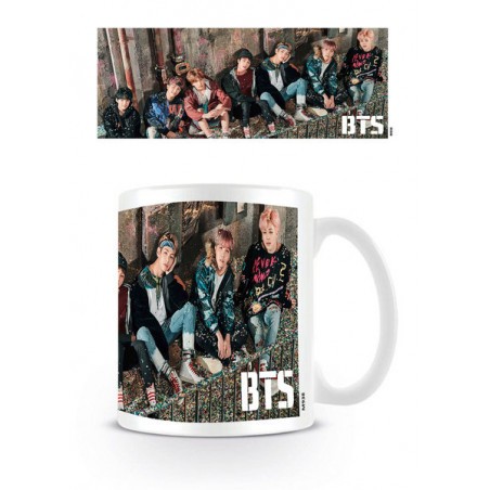 BTS: Confetti Mug