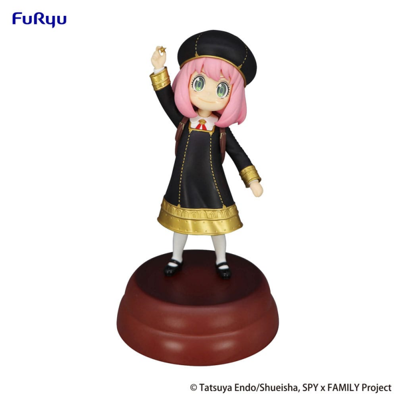 Spy x Family Exceed Creative Anya Forger Get a Stella Star 16 cm Figurine