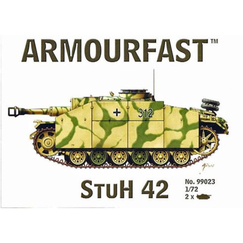 Stuh 42: the pack includes 2 snap together tank kits Military model kit