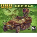 Sd.Kfz.251/20 Ausf. D.′UHU′ Military model kit
