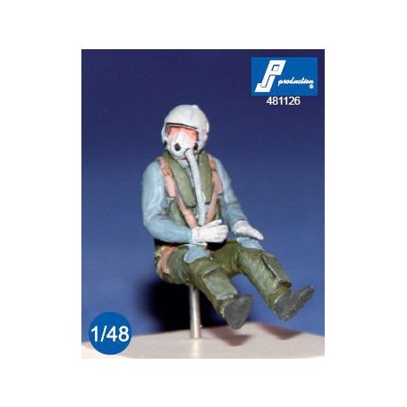 German F-4 pilot seated in a/c   Set of 1 multipose figure also suitable for Tornado Figures