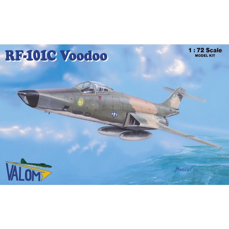 McDonnell RF-101C Voodoo with 2 decal options:1. 56-0228AH, 45thTRS, The Polka Dots, 460thTRW, USAF2. 56-0176AH Gerry's Clown, 4